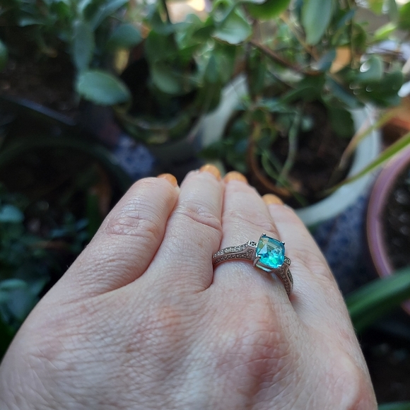 Sky Blue Topaz Ring Size 10 - Picture 5 of 15